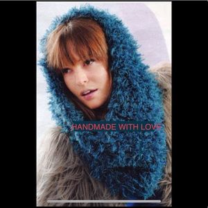 Handmade wool blend snood